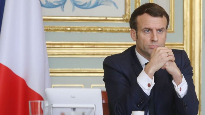 La-mauvaise-gestion-du-coronavirus-par-le-gouvernement-fait-plonger-les-finances-du-pays